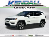 Certified 2018 Jeep Compass Latitude image 1
