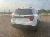 Used 2023 GMC Acadia SLE w/ Driver Convenience Package image 3