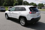 Used 2019 Jeep Cherokee Latitude w/ Popular Appearance Group image 3