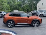 Used 2022 Nissan Rogue Platinum w/ Head-Up Display Package image 3