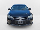 Used 2016 Toyota Camry SE image 2