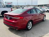 Used 2018 Ford Fusion SE w/ Fusion SE Technology Package image 5