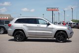 Used 2015 Jeep Grand Cherokee Altitude image 2
