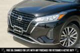 Used 2023 Nissan Kicks SV image 3