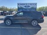 Used 2022 Ford Explorer XLT w/ Equipment Group 202A image 2