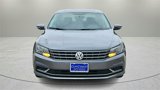 Used 2018 Volkswagen Passat 2.0T SE image 2