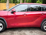 Used 2020 Toyota Highlander LE image 5