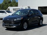 Used 2020 Ford Escape SE image 2