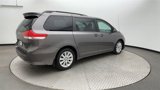 Used 2011 Toyota Sienna LE image 2