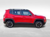 Used 2016 Jeep Renegade Trailhawk image 2