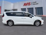Used 2023 Chrysler Voyager LX image 5