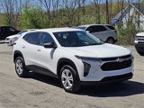 Certified 2024 Chevrolet Trax LS image 3