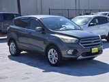Used 2017 Ford Escape SE image 2