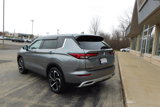 Used 2022 Mitsubishi Outlander SE image 5