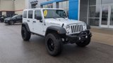 Used 2017 Jeep Wrangler Unlimited Rubicon image 2