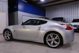 Used 2009 Nissan 370Z Touring w/ Sport Pkg image 2