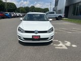Used 2016 Volkswagen Golf S image 2