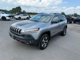 Used 2016 Jeep Cherokee Trailhawk image 2