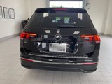 Used 2022 Volkswagen Tiguan SE image 4