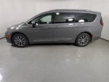 New 2025 Chrysler Pacifica Pinnacle image 4