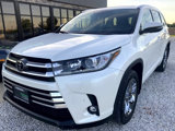 Used 2019 Toyota Highlander Limited Platinum image 2