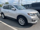Used 2018 Nissan Rogue SV w/ Premium Package image 4