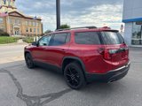 Used 2023 GMC Acadia SLT w/ Elevation Edition image 3