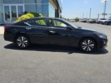 Used 2022 Nissan Altima 2.5 SV w/ SV Premium Package image 3