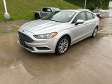 Used 2017 Ford Fusion SE image 5