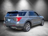 Used 2022 Ford Explorer XLT image 3