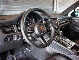 Certified 2025 Porsche Macan image 4
