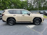 New 2025 Lexus LX 700h Overtrail image 5