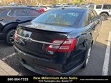 Used 2015 Ford Taurus SEL image 3