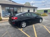 Used 2017 Chevrolet Cruze LT image 5