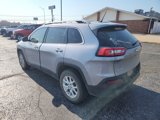 Used 2018 Jeep Cherokee Latitude image 5