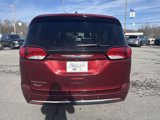 Used 2017 Chrysler Pacifica Touring-L Plus w/ Tire & Wheel Group image 5