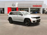 Used 2023 Jeep Grand Cherokee L Laredo image 1