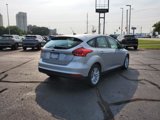 Used 2017 Ford Focus SE image 2