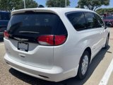 Used 2023 Chrysler Voyager LX image 3