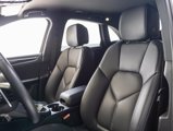 Used 2024 Porsche Macan image 5