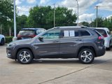 Used 2019 Jeep Cherokee Limited image 4