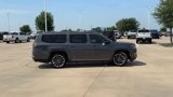 Used 2023 Jeep Wagoneer L Series III w/ Premium Group I image 2