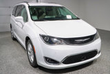 Used 2018 Chrysler Pacifica Touring-L w/ Advanced Safetytec Group image 5