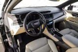 Used 2017 Cadillac XT5 FWD image 3