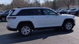 Used 2023 Jeep Grand Cherokee Limited image 3