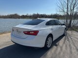 Used 2017 Chevrolet Malibu LT image 3