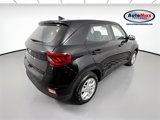 Used 2022 Hyundai Venue SE w/ Cargo Package image 2