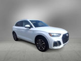 Used 2022 Audi Q5 2.0T Premium w/ Convenience Package image 2