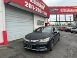 Used 2017 Honda Accord Sport image 2