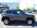 Used 2016 Jeep Renegade Latitude w/ Cold Weather Group image 3